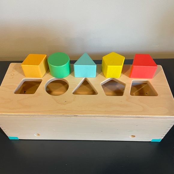 LOVEVERY Other - Lovevery Shape Sorting Toy